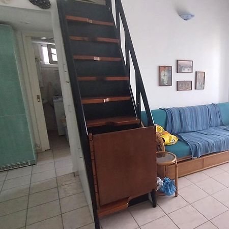 Just 20 Meters From The Beach Apartment Торони Екстериор снимка