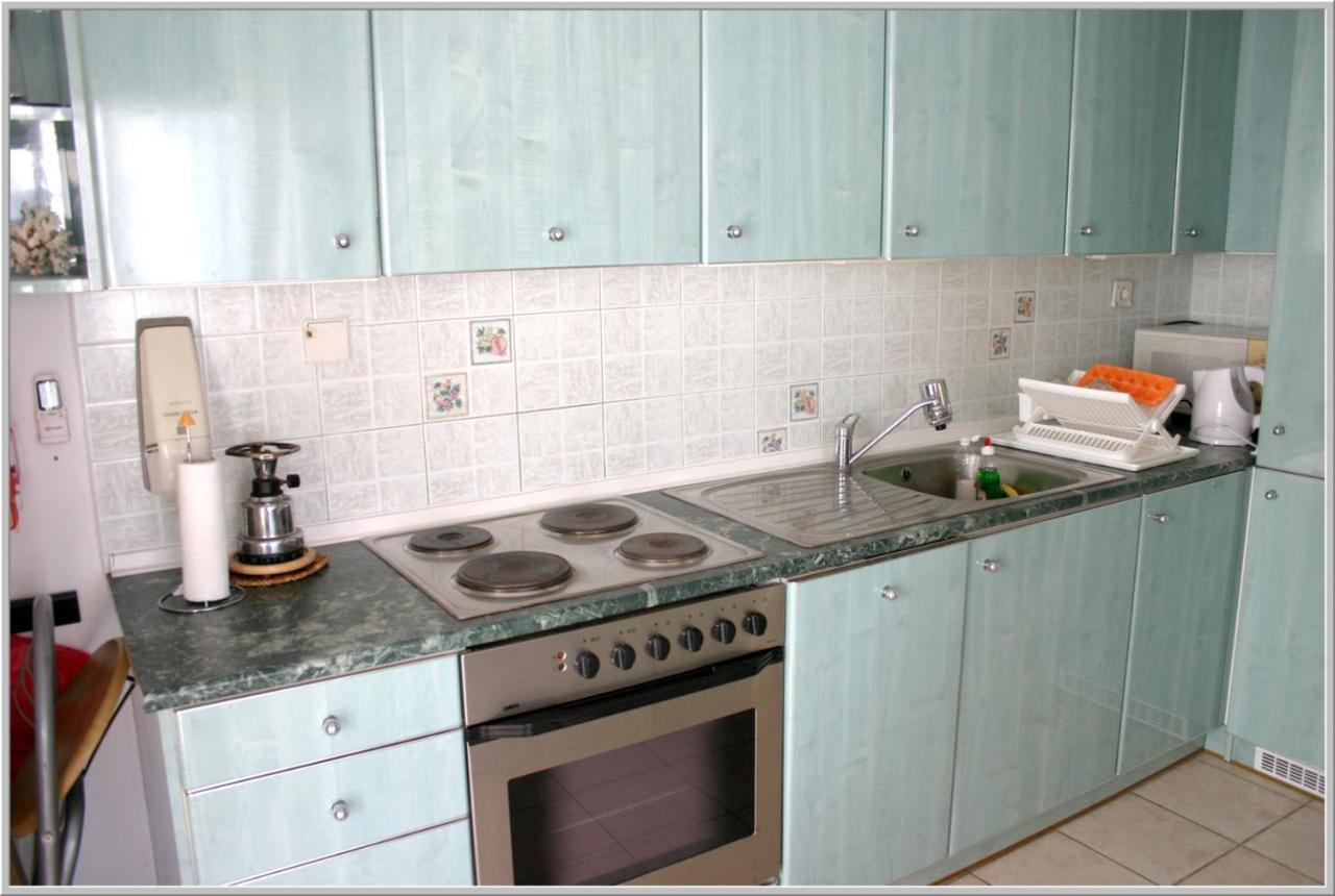 Just 20 Meters From The Beach Торони Екстериор снимка