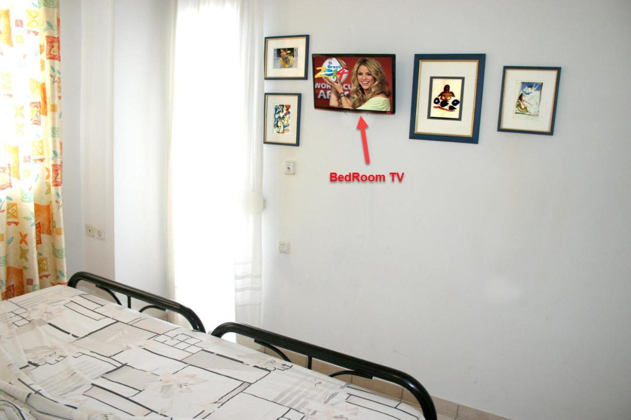 Just 20 Meters From The Beach Торони Екстериор снимка